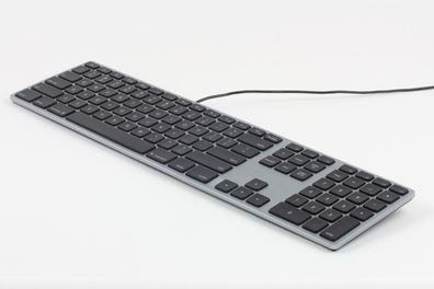 Matias Aluminium Erweiterte USB Tastatur mit Hintergrundbeleuchtung Deutsch für Mac