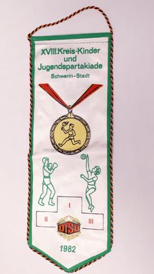 DDR Wimpel XVIII. Kreis- Kinder und Jugendspartakiade Schwerin-Stadt 1982