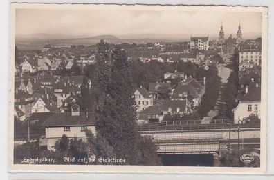70303 Ak Ludwigsburg Blick auf die Stadtkirche um 1940