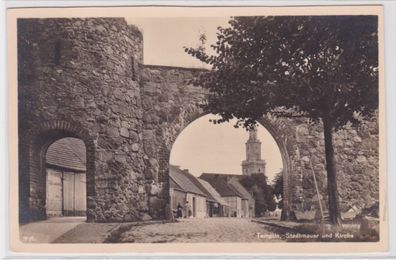 95320 Ak Templin Stadtmauer und Kirche 1944