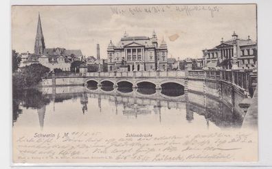 89101 Ak Schwerin in Mecklenburg Schlossbrücke 1905