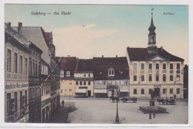 94836 Ak Radeberg - Partie am Markt mit Rathaus 1927