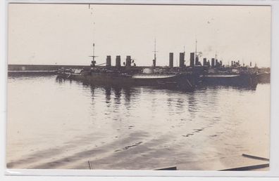 78829 Foto Ak Italienische Kreuzer im Hafen von Genua 1914