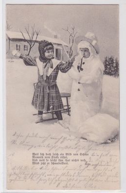 80480 Künstler Humor AK Mädchen macht Jungen zum lebendigen Schneemann 1903