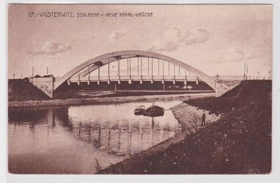 56906 Ak Groß-Wusterwitz - Schleuse, neue Kanal-Brücke um 1940