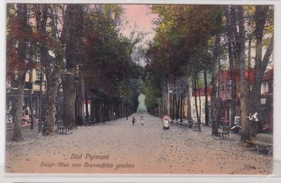 91937 Ak Bad Pyrmont Hauptallee vom Brunnenplatz gesehen um 1920