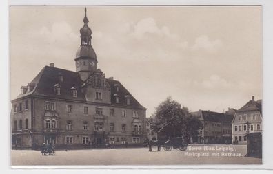 89053 Ak Borna (Bez. Leipzig) - Marktplatz mit Rathaus 1928