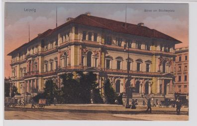 88077 AK Leipzig - Börse am Blücherplatz davor Kutschen und Fuhrwerke um 1910