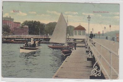 68105 Ak Kiel Reventlou Brücke und Boote 1911