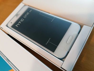 HTC ONE A9s / + + + Neu + + + / 32GB / Aqua Silver / ohne Vertrag