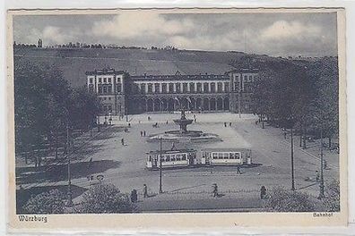 65151 Ak Würzburg Bahnhof mit Strassenbahn davor 1930