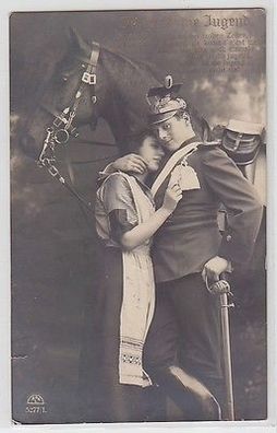 63979 Militaria Kitsch Ak Ulan mit Uniform, Helm und Pferd 1913