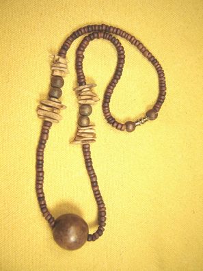 Halskette mit verschieden großen Holzperlen Holzscheiben dunkelbraun ca 56 cm Z p