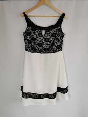 Bodyflirt Kleid mit Carmen-Ausschnitt, weiß/ schwarz, Gr. 32/34