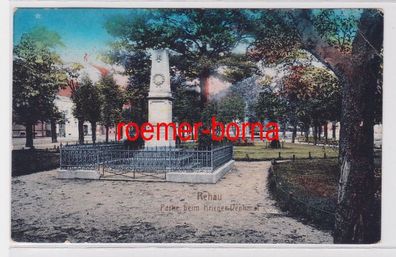 82618 Ak Rehau Partie beim Krieger-Denkmal 1925