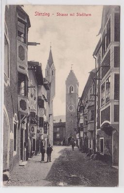 70897 AK Sterzing - Strasse mit Stadtturm um 1920