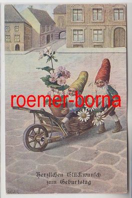 82795 Geburtstags Ak 2 Zwerge bringen Blumen mit Schubkarre 1918