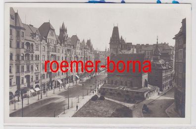 86114 Foto Ak Prag Altneusynagoge und jüdisches Rathaus um 1940