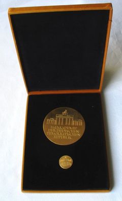 DDR Ehrenplakette Bauakademie Für herv. Leistungen in der Bauforschung (127403)