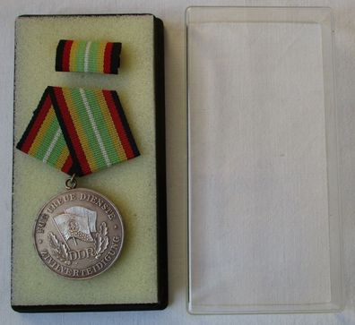 DDR Medaille treue Dienste in der Zivilverteidigung in Silber 275 b (145023)