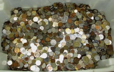 Sammlung bzw. Konvolut mit 25 Kilo Kleinmünzen aus aller Welt (144583)