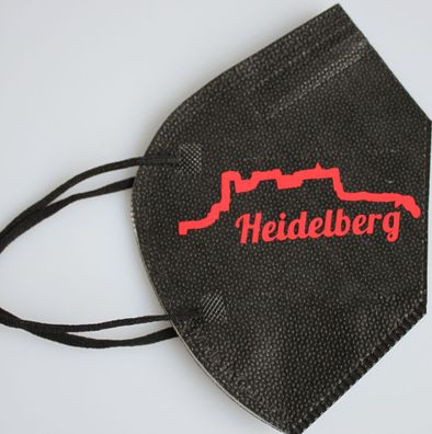 1 FFP2 Maske in Schwarz Dt. Herstellung mit Schriftzug - Heidelberg - 15654/1