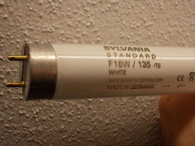 Sylvania Standard F18W / 135 -T8 WHITE www. sylvania-lighting. com MADE