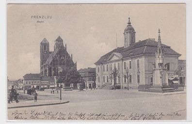 81307 AK Prenzlau - Markt mit Rathaus, Kirche und Denkmälern