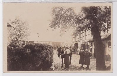 92204 Foto Ak Groblitz bei Rochlitz Bauernhof 1926