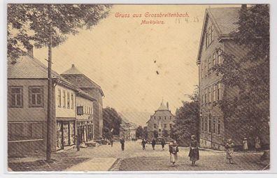 72660 AK Gruss aus Grossbreitenbach - Marktplatz mit Geschäften und Brunnen