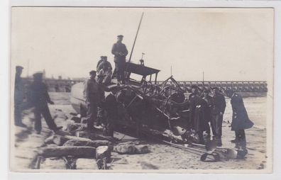 15924 Ak abgeschossenes Torpedo Schnellboot an der Ostmole von Ostende April1918