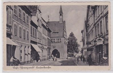 91427 Ak Lahr Schwarzwald Kaiserstrasse mit Geschäften 1943