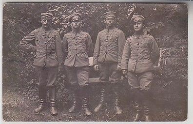 41440 Foto Ak 4 Husaren mit feldgrauer Uniform im 1. Weltkrieg