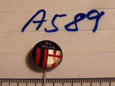 Anstecknadeln Fußballverein AC Milan ca 30 Jahre alt 5 Stück (A589-)