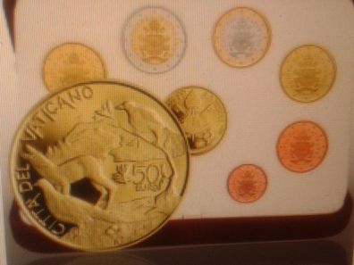 KMS 2021 PP Vatikan Papst Franziskus 1 cent-2 euro + 50 euro Gold PP im Etui