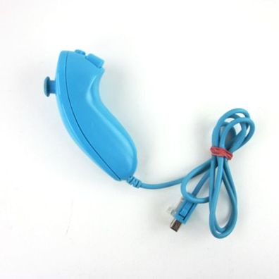 Ähnlicher Nintendo Wii Nunchuk Controller in blau