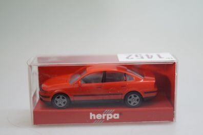 1:87 Herpa 022200 VW Passat Limousine rot, neu