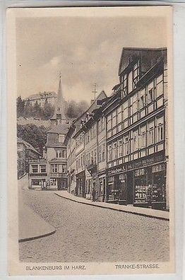65819 Ak Blankenburg im Harz Tränke-Strasse mit Geschäften um 1920