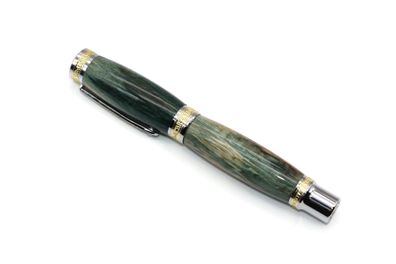 Kugelschreiber HAWAII aus Edelholz karelische Birke stabilisiert grün
