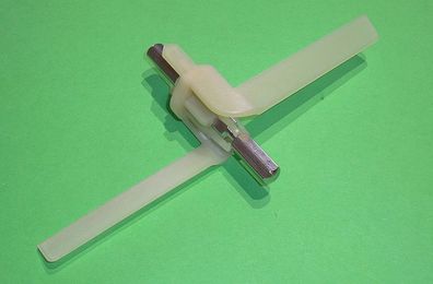 Flügel Mitnehmer Scheibenträger Küchenmaschine Bosch wie 091027 MUM4 MUZ4DS2 ..