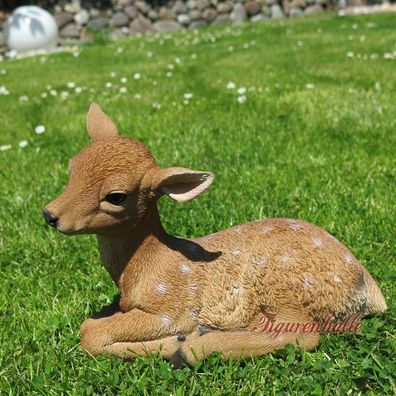 Rehkitz liegend Skulptur Figur Statue Dekoration Garten Natur Deko lebensecht Rehkitz