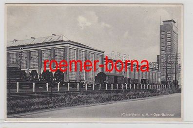 80819 Ak Rüsselsheim am Main Opel Bahnhof um 1940