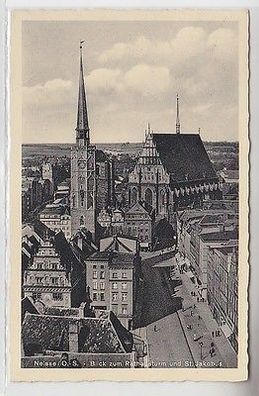 65228 Ak Neisse o.-S. Blick zum Rathausturm und St. Jakobus 1939
