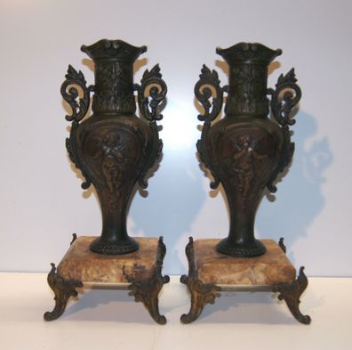Vasenpaar um 1860 Zinkguss/ Marmor /5379