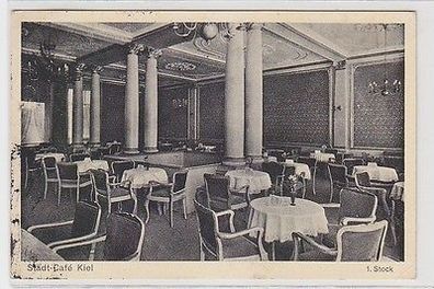 65011 Ak Kiel Stadt Café im 1. Stock 1942