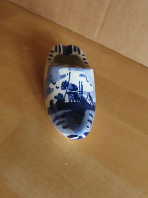 Figur kleine Holzschuh Aschenbecher blau weiß ca. 8,5 cm breit Keramik/ Mitbringsel