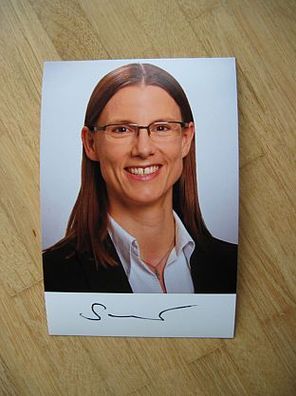 Staatssekretärin Katrin Suder - handsigniertes Autogramm!!!