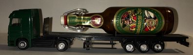 Werbetruck: Landsknecht-Bier, Mercedes Benz Axor + Auflieger mit Bierflasche, 19 cm