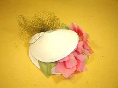 Atelier Einzelstück Pillbox naturweiß rose Blüte u Schleiertuff toller Haarschmuck p