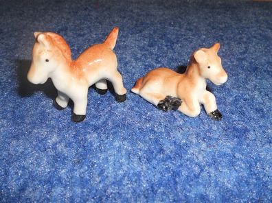 2 kleine Pferde aus Sammlung - Porzellan - Setzkasten